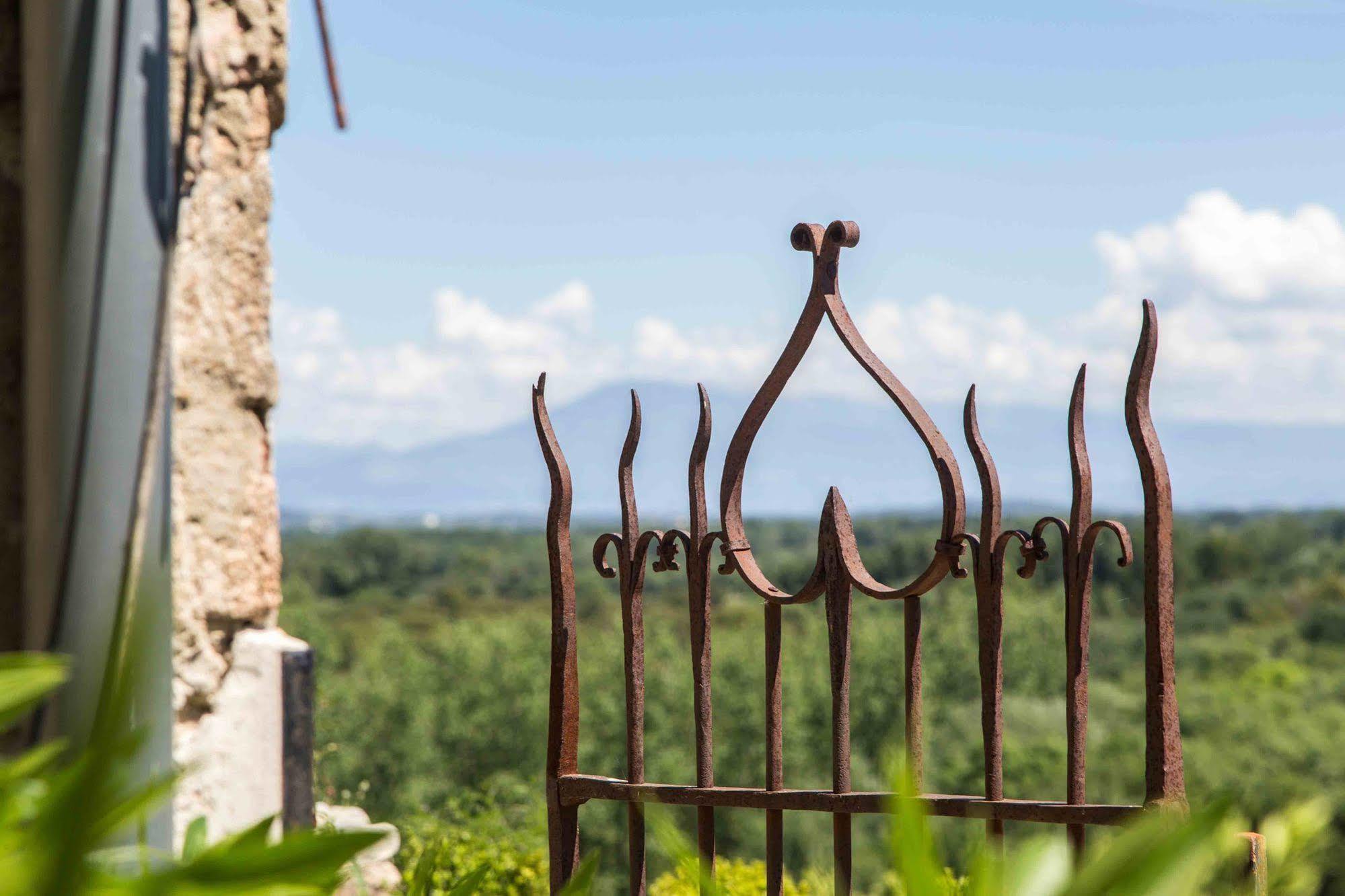 Maison Orsini Villeneuve-lès-Avignon Exteriör bild